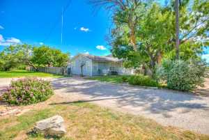 207 E 28th St (2)