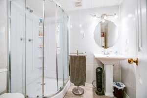 207 E 28th St (28)