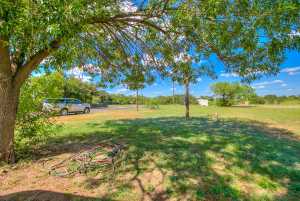 207 E 28th St (34)
