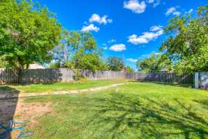 207 E 28th St (21)