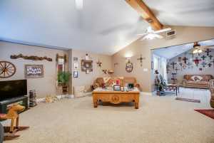 207 E 28th St (7)