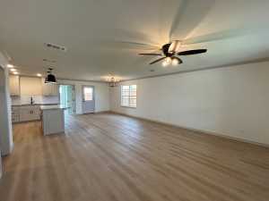 1007 E 40th St (4)