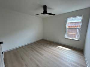 1007 E 40th St (9)