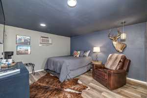 205 S State St (14)