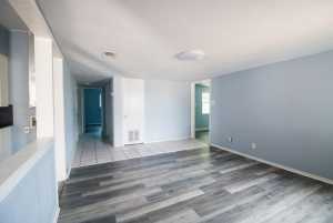 2402 Lakeside Dr (6)
