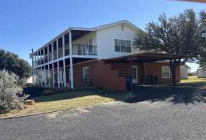 4123 Mercedes St (4)