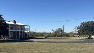 4123 Mercedes St (2)