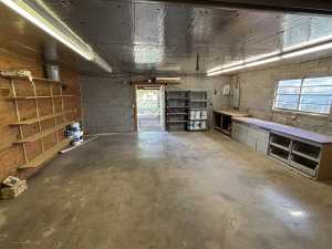 4123 Mercedes St (41)