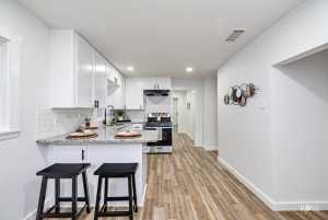 935 E 40th St (15)