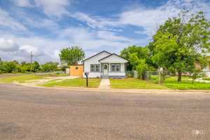 935 E 40th St (2)