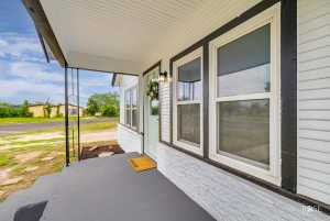 935 E 40th St (7)