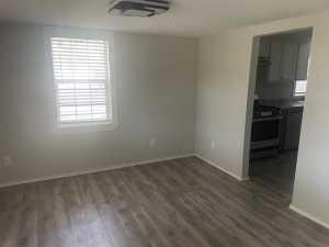 529 E 23rd St (3)