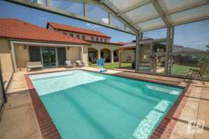 1733 Overhill Dr (44)