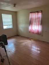 425 E 29th St (6)