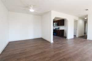 612 E 37th St (9)
