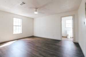612 E 37th St (7)