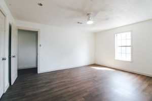 612 E 37th St (10)