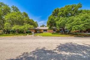 123 E Castlehill Rd