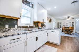 2752 Notre Dame Ave (15)
