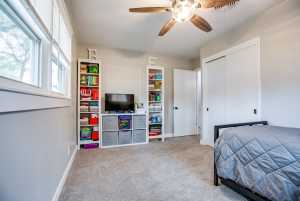 2752 Notre Dame Ave (28)