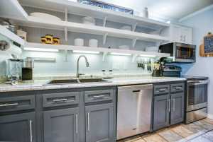 818 Van Zandt St (12)
