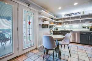 818 Van Zandt St (16)