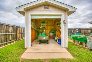 818 Van Zandt St (31)