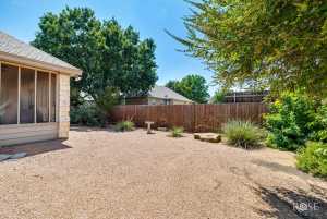 4749 Muirfield Ave (33)