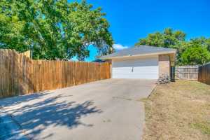 3429 Cedarhill Dr (27)