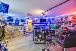 6014 Maravillas St (33)