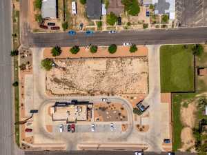330 W 9th St (12)