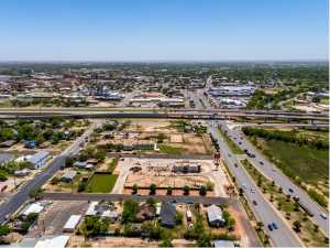 330 W 9th St (13)
