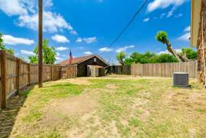 415 E Harris Ave (24)