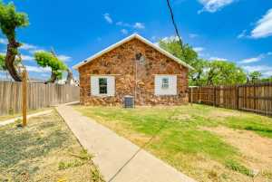 415 E Harris Ave (26)