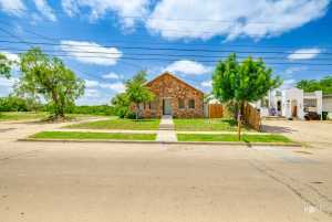 415 E Harris Ave (28)