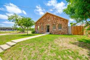 415 E Harris Ave (3)