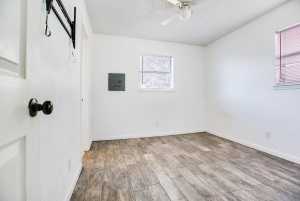 1234 E 24th St (18)