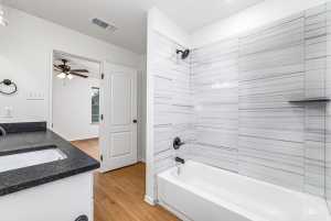 2825 N Abilene St (18)