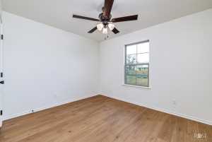 2825 N Abilene St (19)