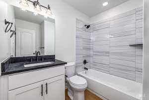 2825 N Abilene St (20)