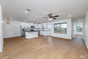 2825 N Abilene St (5)