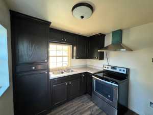 2817 N Irving St (7)