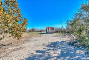 407 W Nueces Dr (18)