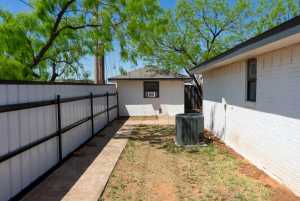 201 Amistad Rd (3)