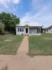 608 N Broadway St (12)