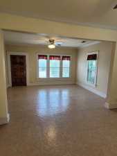 608 N Broadway St (5)