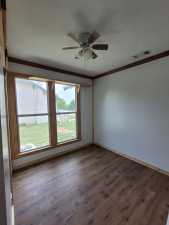 608 N Broadway St (8)