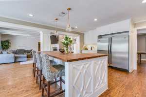 2622 Oxford Ave (15)