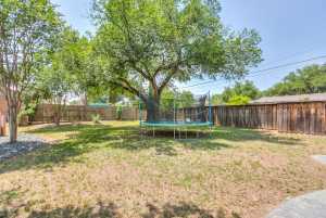2622 Oxford Ave (40)