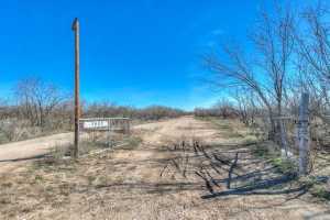 7902 Hwy 208 (8)